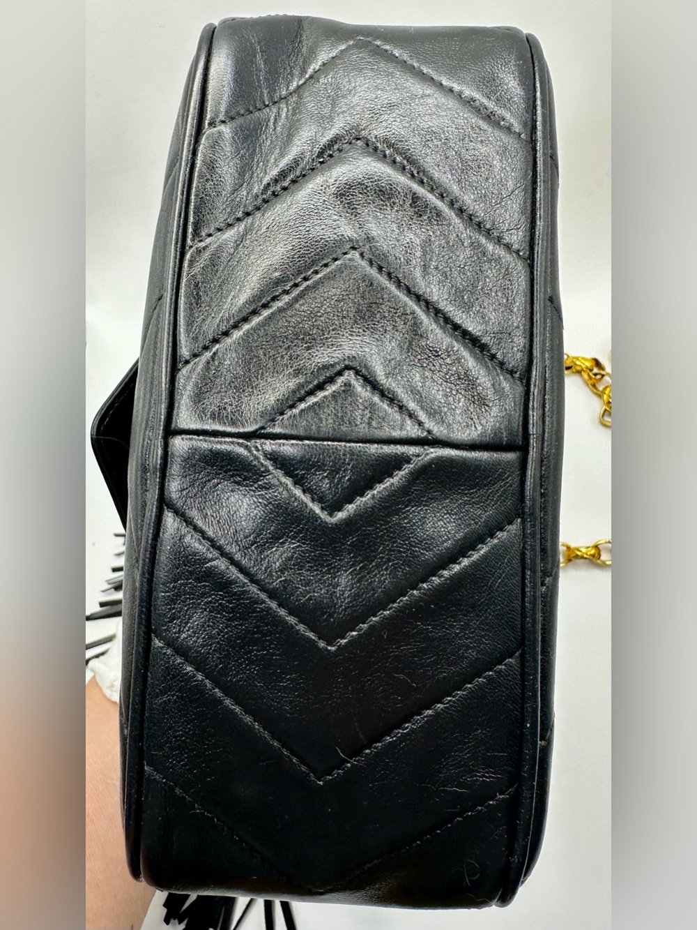 CHANEL Vintage Black Quilted Leather Crossbody with 24K Gold CC and Tassel - Picture 8 of 13